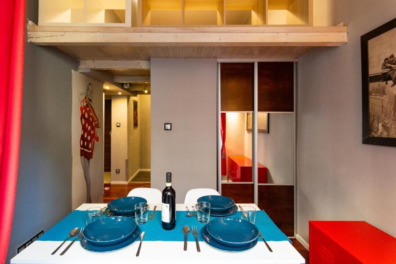 Lilly Apartment Main Train Station Old Town By The Castle Suites คราคูฟ ภายนอก รูปภาพ